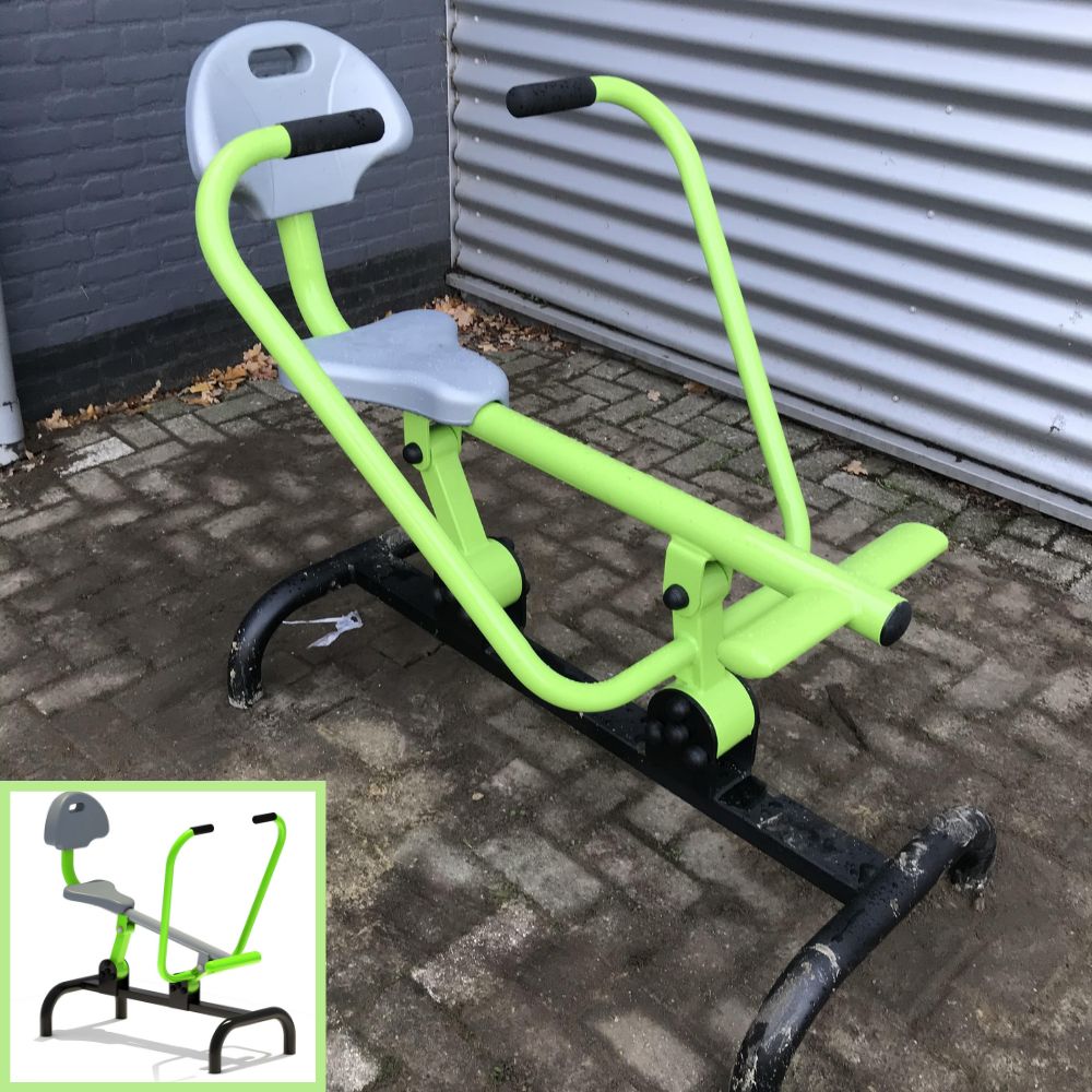 Roeimachine fitness apparaat bij school Kwadrant Bergen op Zoom