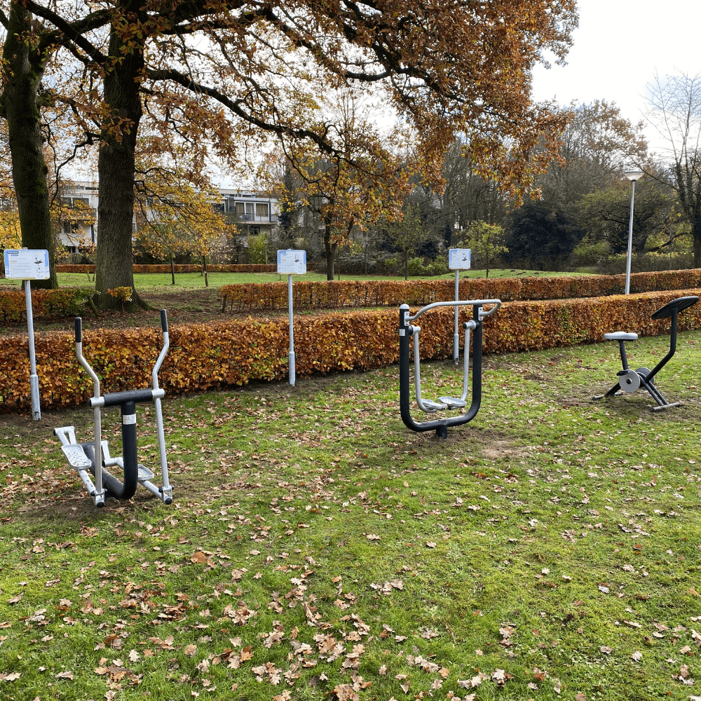 outdoor fitnesstoestellen in Oostrikpark in Deventer