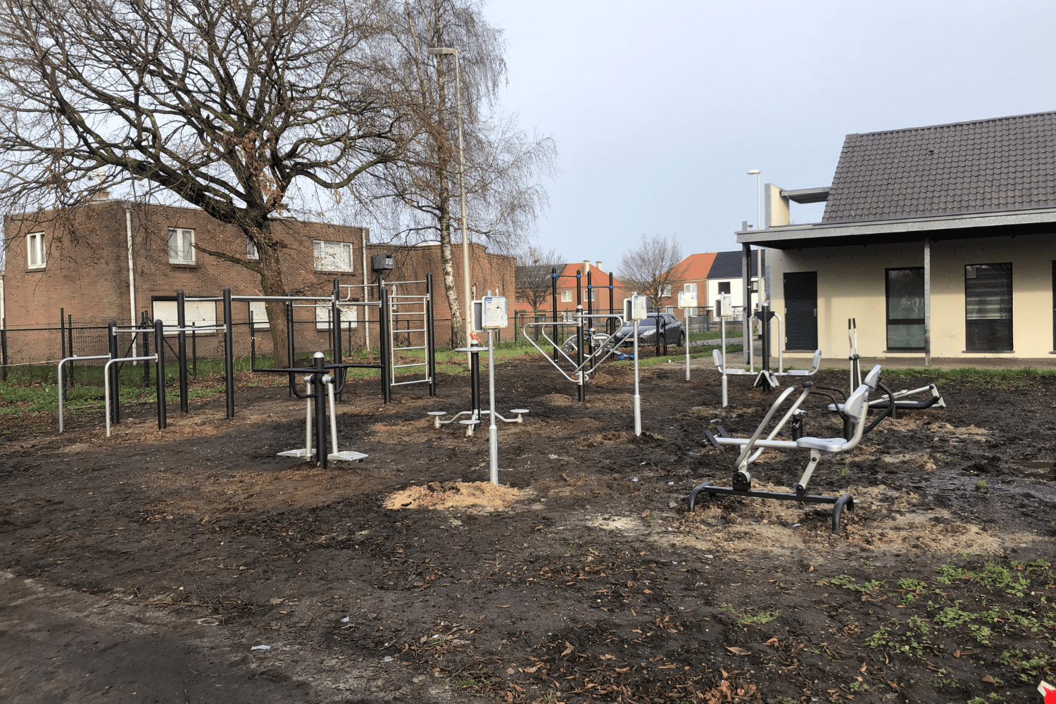 overzicht outdoor fitnessparcours project Weforthem in Genk Belgie